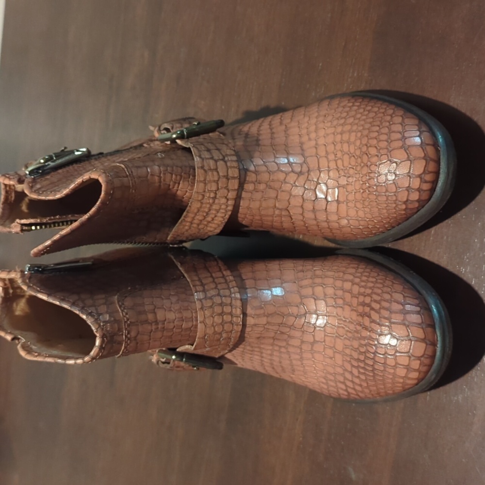 Donald J Pliner "Dalis-Zp" Python Boots Size 6 1/2 - image 3